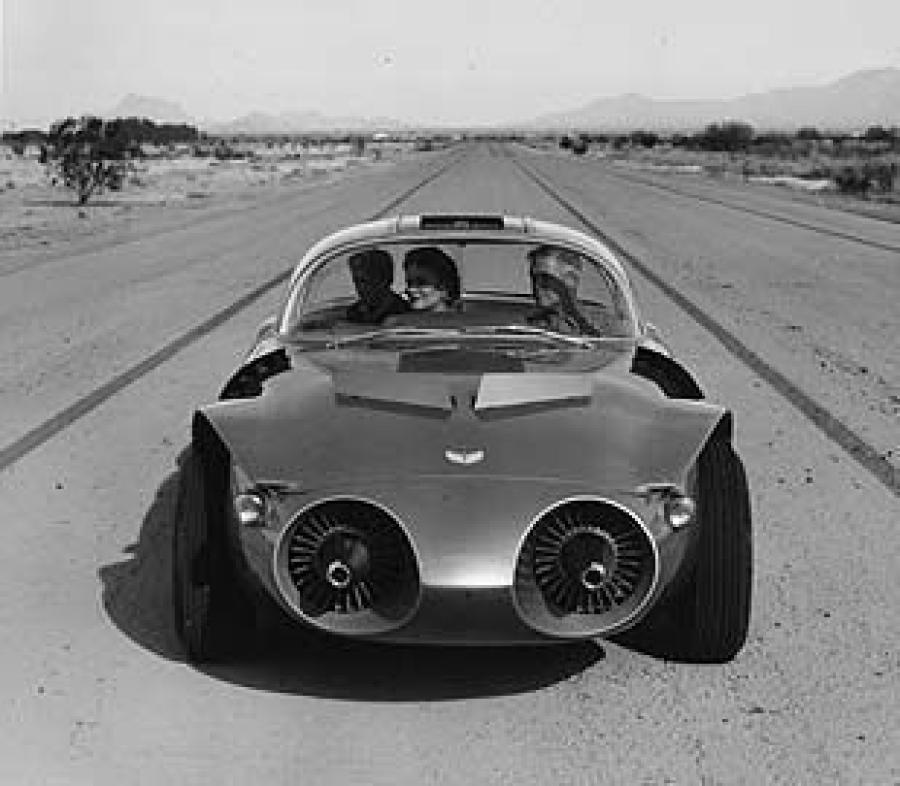  GM Firebird II Concept Car 1956 года  (фото 16 из 21)